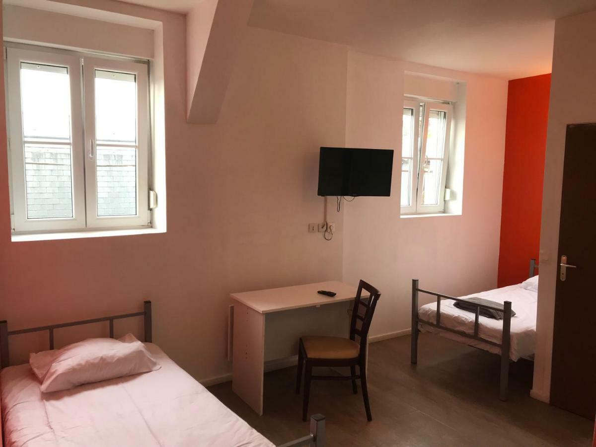 Hotel Le Casino St Quentin Gare Saint-Quentin  Eksteriør bilde